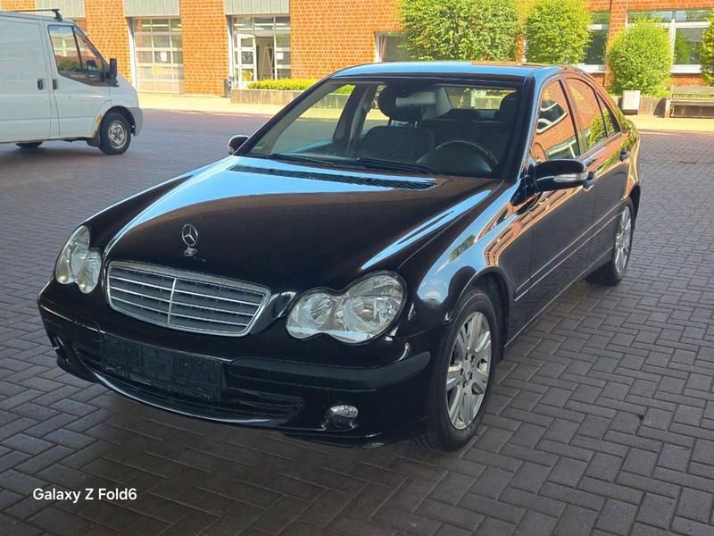 Schwarz Gebraucht 2006 Mercedes C180 Limousine | 2.500 € (Guter Preis) - Bild 1/4