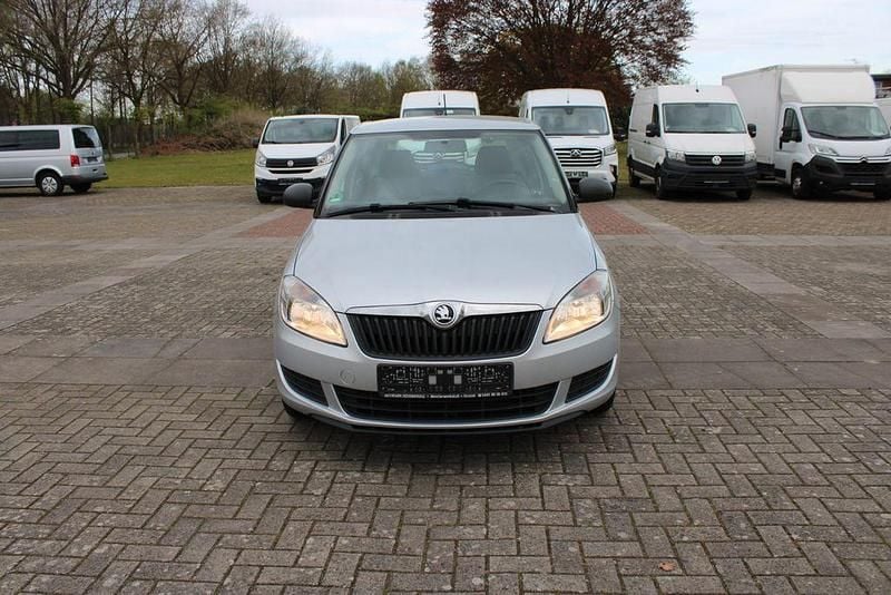 Gebraucht Skoda Fabia Cool Edition 75 PS (55 kW) 2013 Silber Limousine