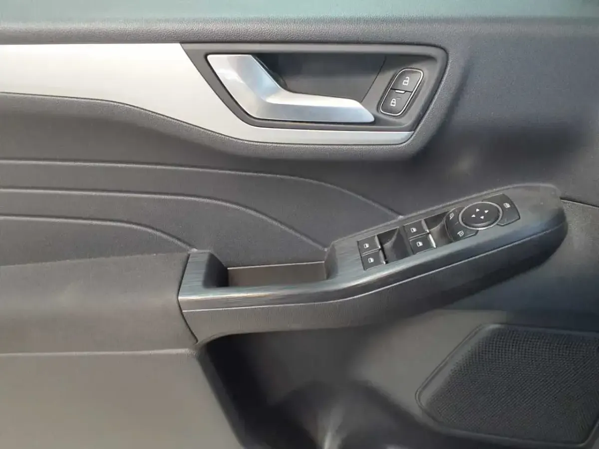 Gebraucht Ford Kuga Cool & Connect 120 PS (88 kW) 2022 Magnetic grey metallic SUV