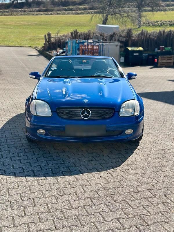 Gebraucht Mercedes SLK200 170 PS (125 kW) 2000 Blau Cabrio
