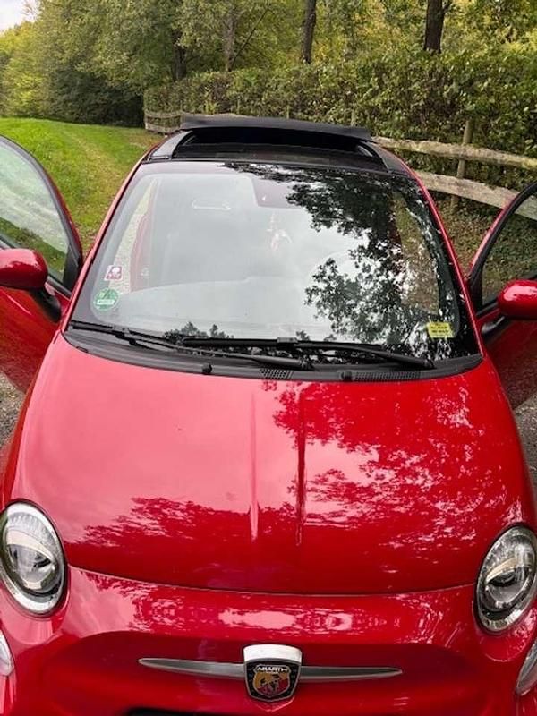 Gebraucht Abarth 595C 165 PS (121 kW) 2023 Rot Cabrio