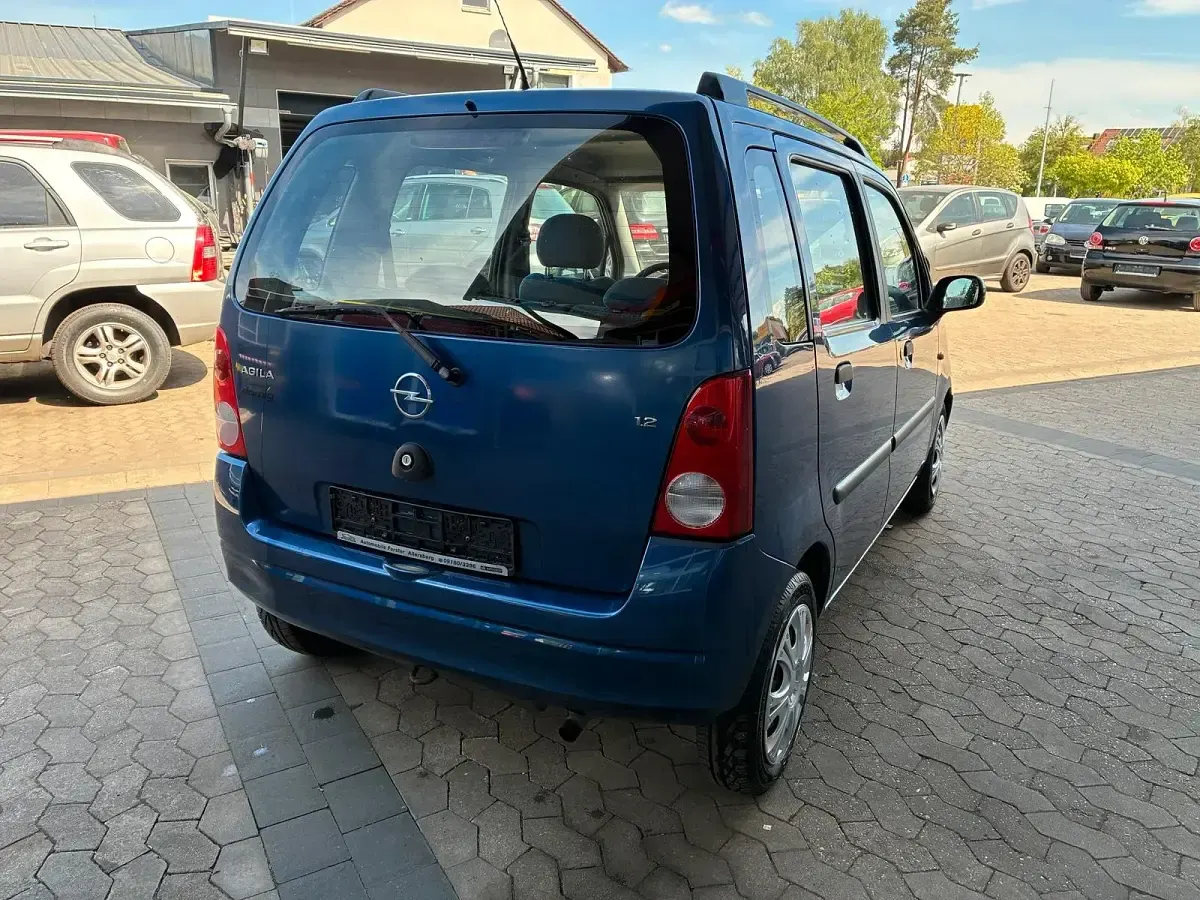 Gebraucht Opel Agila 75 PS (55 kW) 2003 Blau Van / Kleinbus