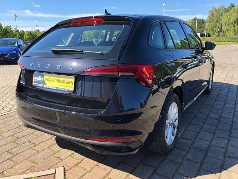 Gebraucht Skoda Scala Selection 115 PS (84 kW) 2024 Schwarz (blackmagic) Kleinwagen