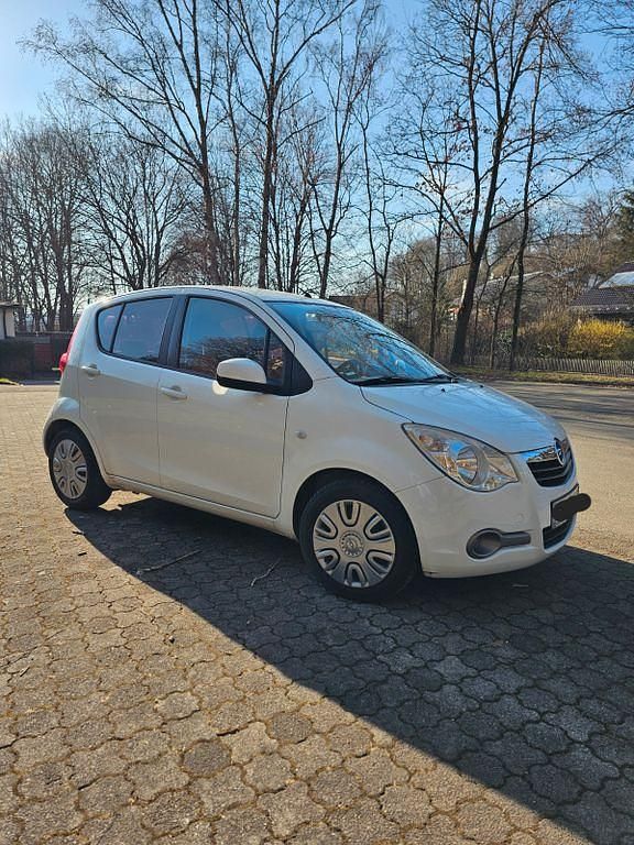 Gebraucht Opel Agila Edition 86 PS (63 kW) 2009 Weiß Kleinwagen