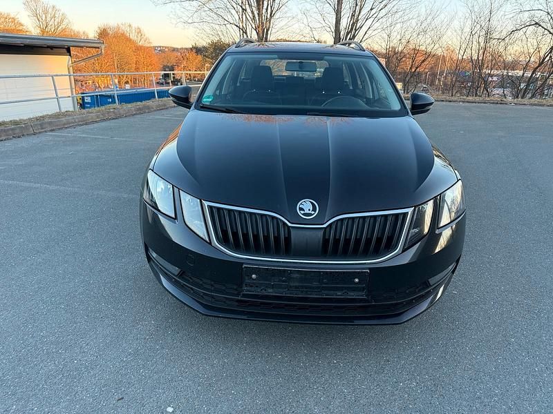 Gebraucht Skoda Octavia 150 PS (110 kW) 2018 Schwarz Kombi