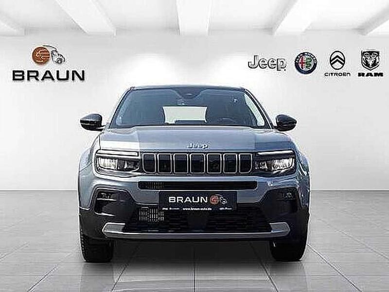 Neu Jeep Avenger Altitude 110 PS (80 kW) 2025 Snow white SUV