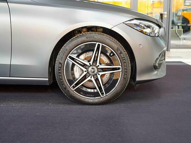Gebraucht Mercedes C400 AMG line 252 PS (185 kW) 2022 Grau Limousine