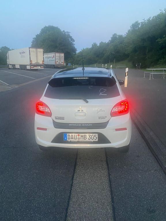 Second-hand Mitsubishi Space Star Edition+ 80 CP (58 kW) 2020 Negru Hatchback