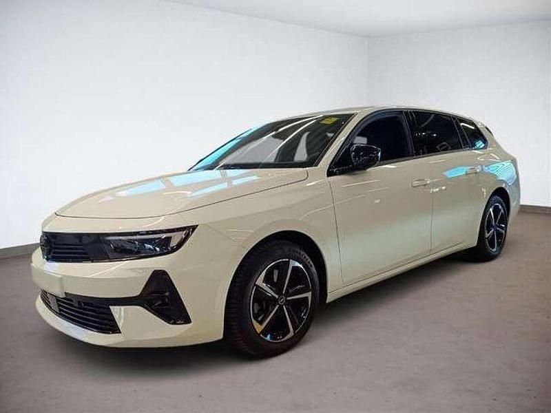 Aerktis weiß Gebraucht 2023 Opel Astra Kombi | 24.500 € (Etwas zu teuer) - Bild 1/4