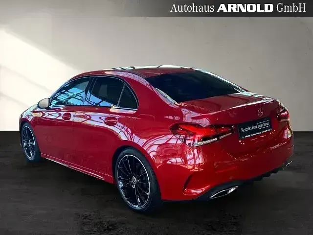 Gebraucht Mercedes A250 AMG 224 PS (164 kW) 2021 Rot Limousine
