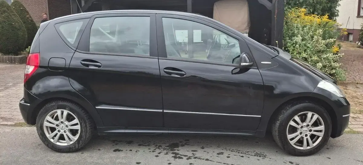 Gebraucht Mercedes A150 95 PS (69 kW) 2008 Schwarz Kleinwagen