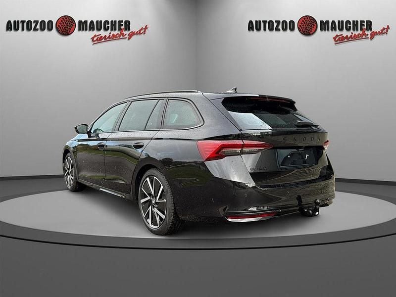 Neu Skoda Octavia SportLine 150 PS (110 kW) 2025 Schwarzmagic perleffekt Kombi