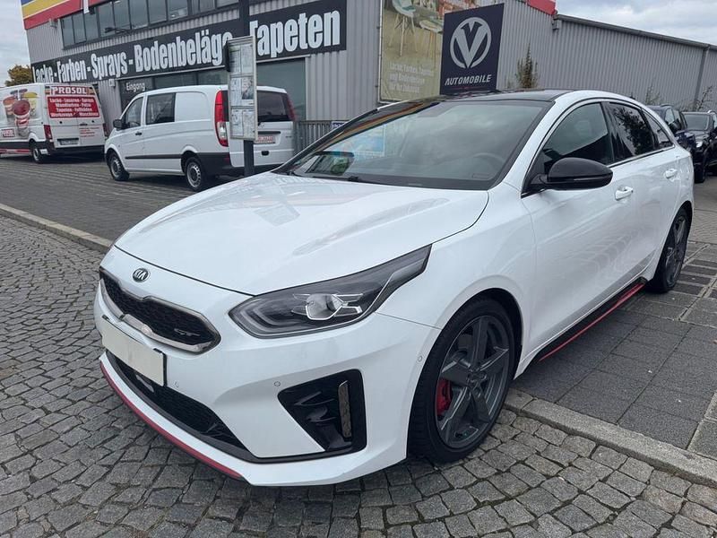 Gebraucht Kia ProCeed GT GT 204 PS (150 kW) 2021 Weiß Kleinwagen