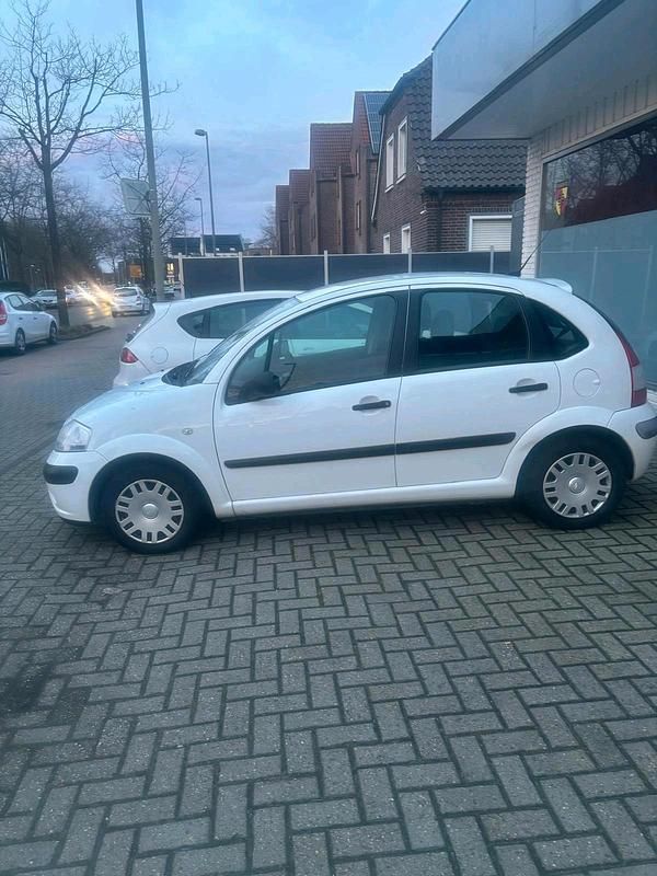 Gebraucht Citroën C3 2008 Weiß Kleinwagen