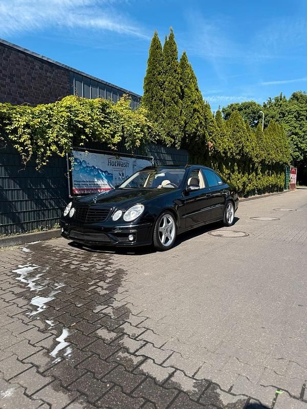 Gebraucht Mercedes E500 306 PS (225 kW) 2003 Schwarz Limousine