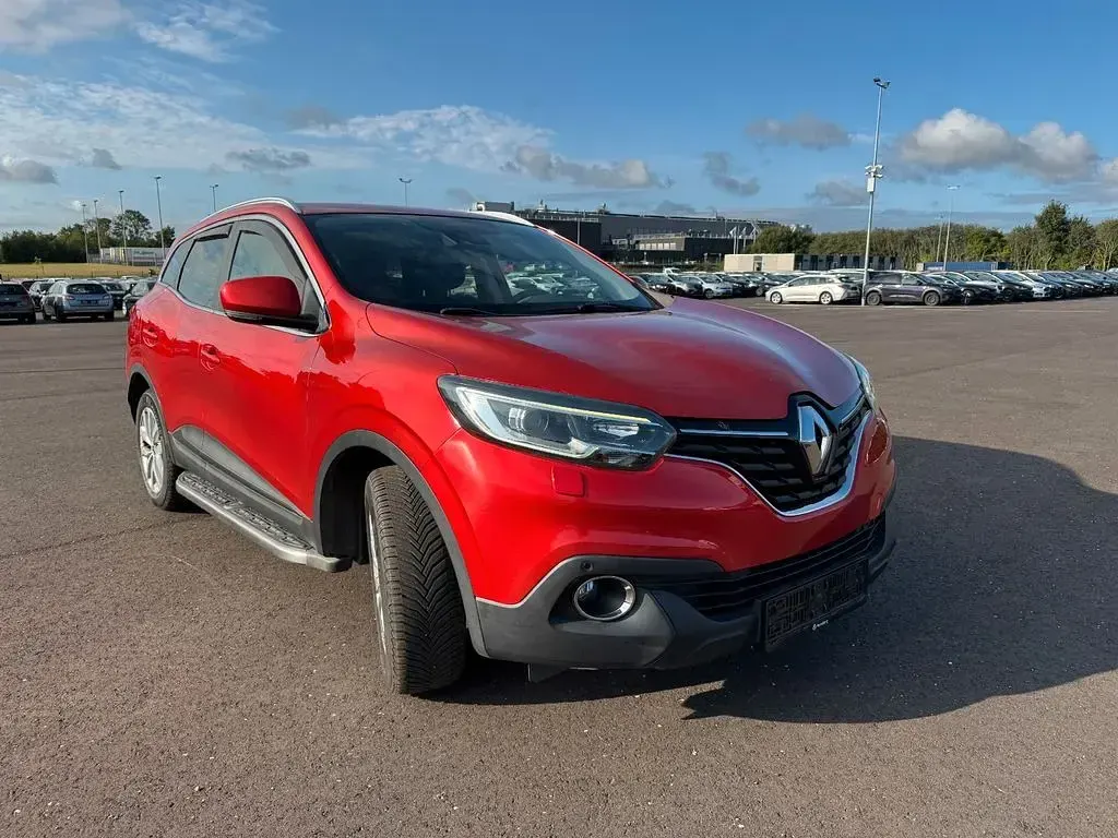 Gebraucht Renault Kadjar 131 PS (96 kW) 2016 Rot SUV