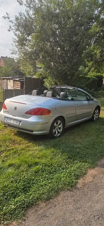 Gebraucht Peugeot 307 CC 109 PS (80 kW) 2006 Silber Cabrio