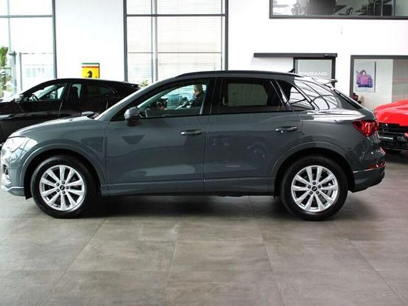 Gebraucht Audi Q3 Advanced 150 PS (110 kW) 2022 Grau SUV