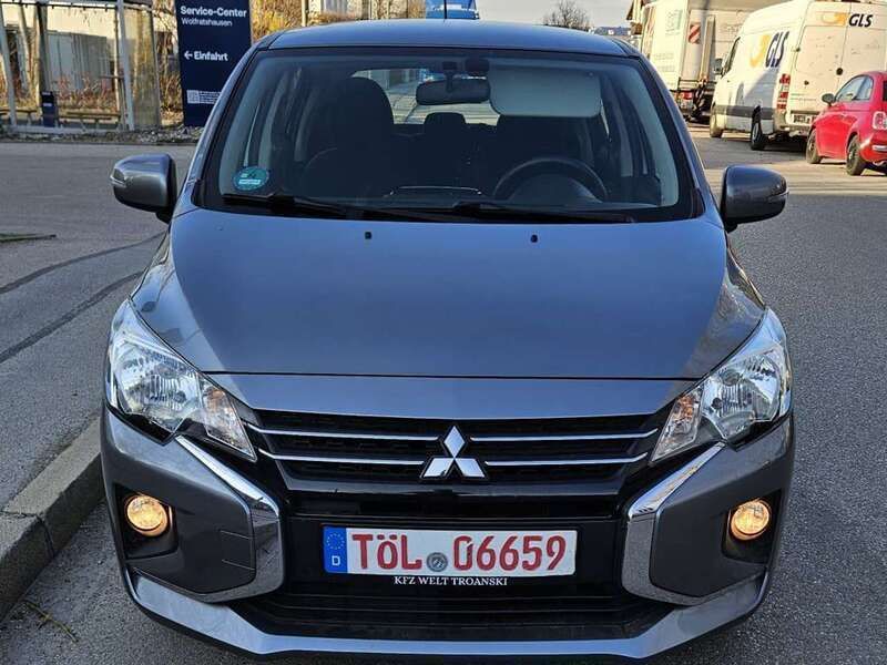 Platinum grau Gebraucht 2021 Mitsubishi Space Star Edition Kleinwagen | 9.700 € (Guter Preis) - Bild 1/4