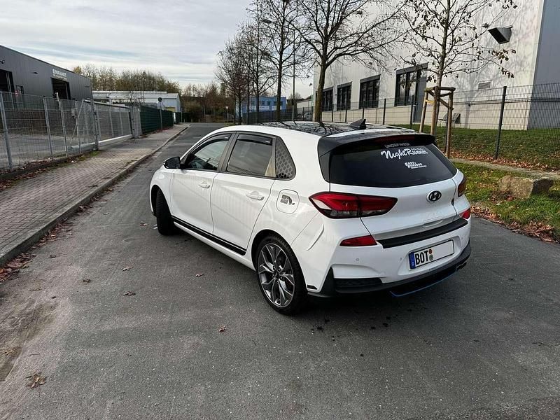 Gebraucht Hyundai i30 N Line 140 PS (102 kW) 2018 Weiß Kleinwagen
