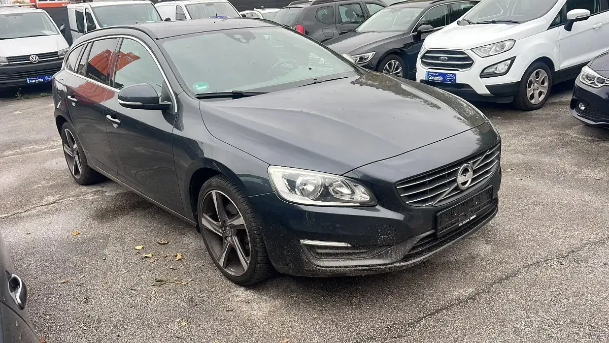Gebraucht Volvo V60 150 PS (110 kW) 2013 Grau Kombi