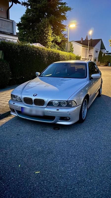 Silber Gebraucht 2001 BMW 530 M Sport Limousine | 4.350 € (Guter Preis) - Bild 1/4
