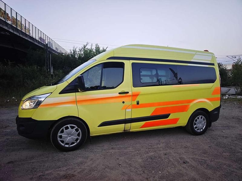 Gelb Gebraucht 2016 Ford Transit Trend Van | 6.000 € (Superpreis) - Bild 1/4