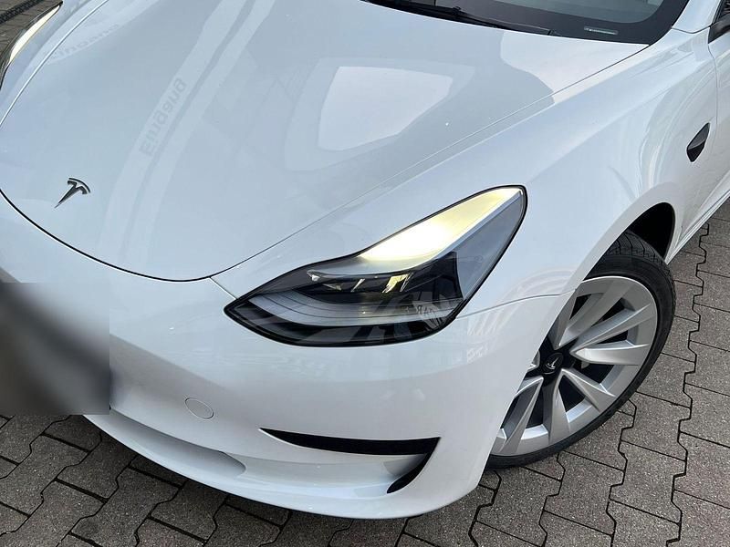 Gebraucht Tesla Model 3 RWD 208 kW (283 PS) 2022 Weiß Limousine