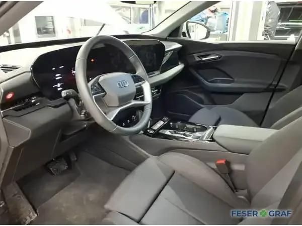 Gebraucht Audi e-tron Ambiente 185 kW (252 PS) 2025 Gletscherweiß SUV