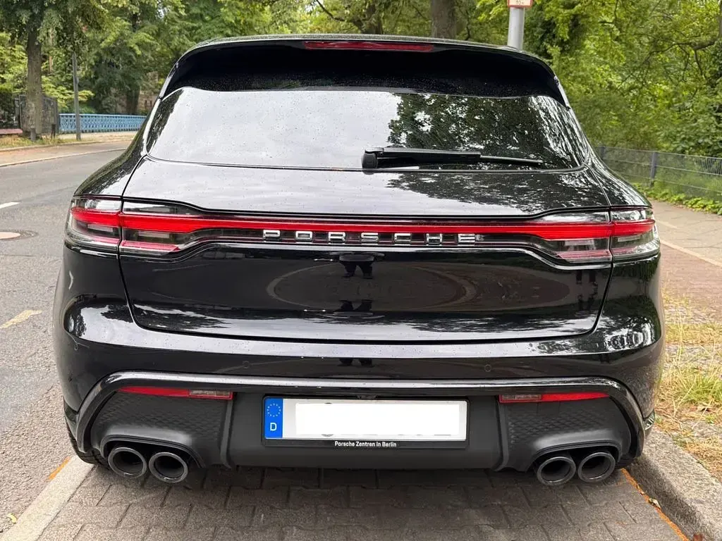Gebraucht Porsche Macan 381 PS (280 kW) 2023 Schwarz SUV