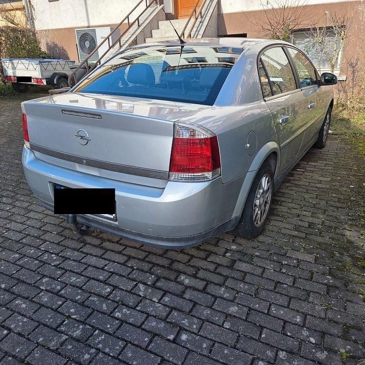 Gebraucht Opel Vectra Elegance 147 PS (108 kW) 2004 Silber Limousine