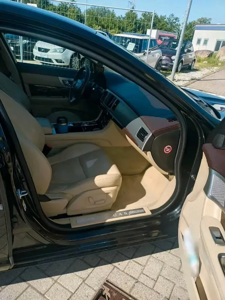 Gebraucht Jaguar XF 275 PS (202 kW) 2013 Schwarz Limousine