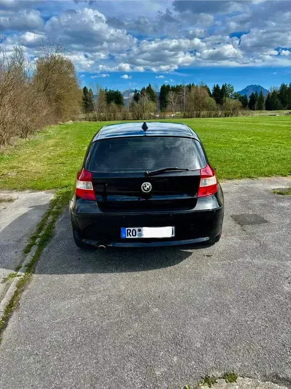 Second-hand BMW 116 116 CP (85 kW) 2004 Negru Hatchback