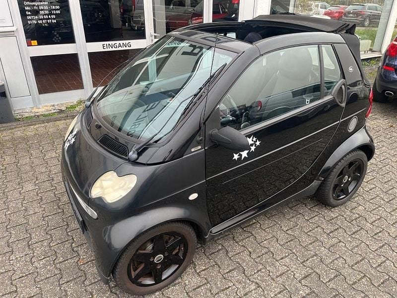 Schwarz Gebraucht 2002 Smart ForTwo Cabrio Pulse Cabrio | 890 € (Fairer Preis) - Bild 1/4