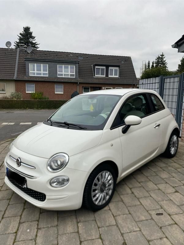 Weiß Gebraucht 2020 Fiat 500 Lounge Kleinwagen | 10.800 € (Guter Preis) - Bild 1/4