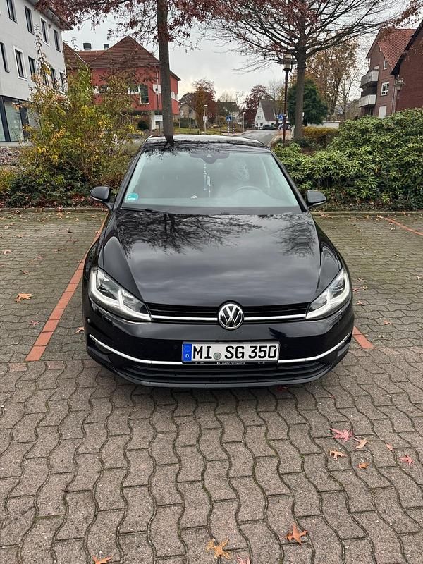 Gebraucht VW Golf VII Join 150 PS (110 kW) 2018 Schwarz Limousine