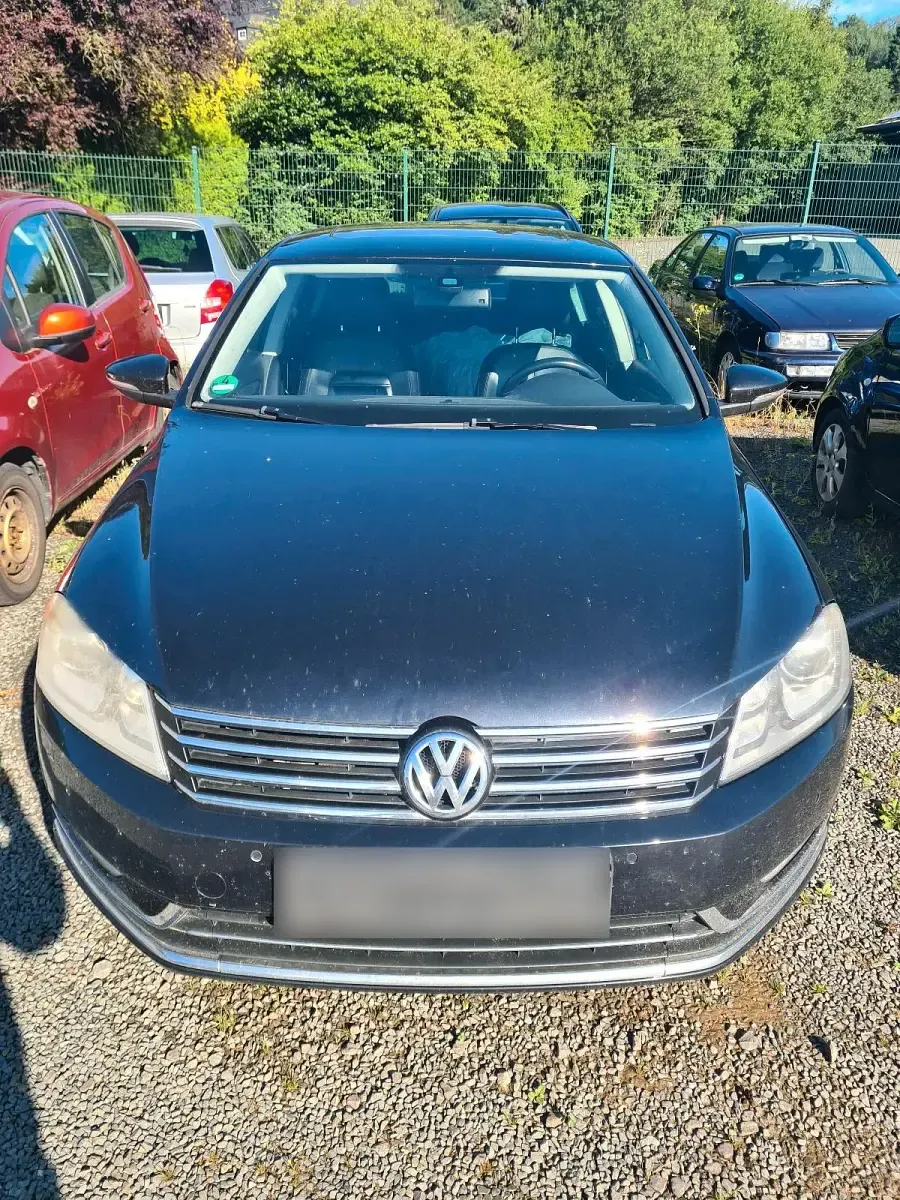 Gebraucht VW Passat 210 PS (154 kW) 2012 Schwarz Limousine