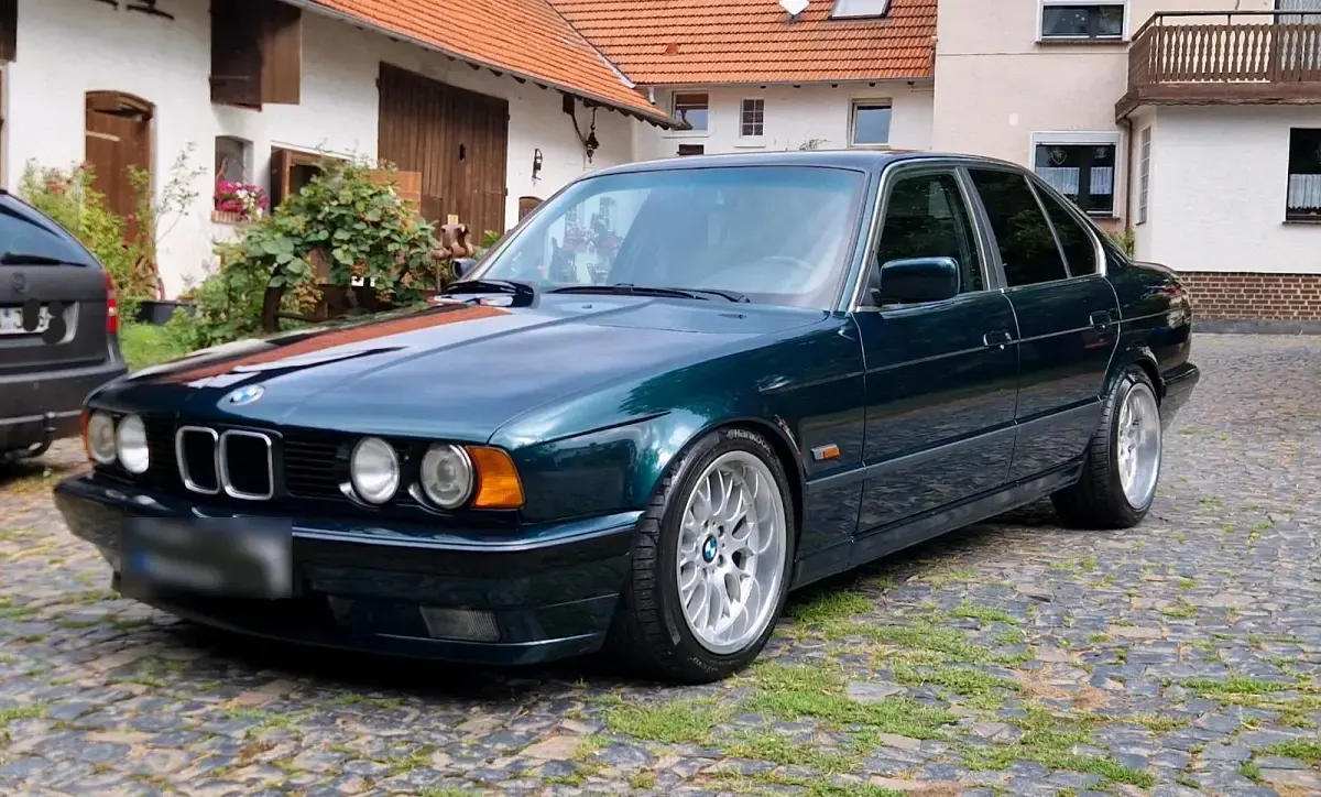 Gebraucht BMW 520 150 PS (110 kW) 1994 Grün Limousine