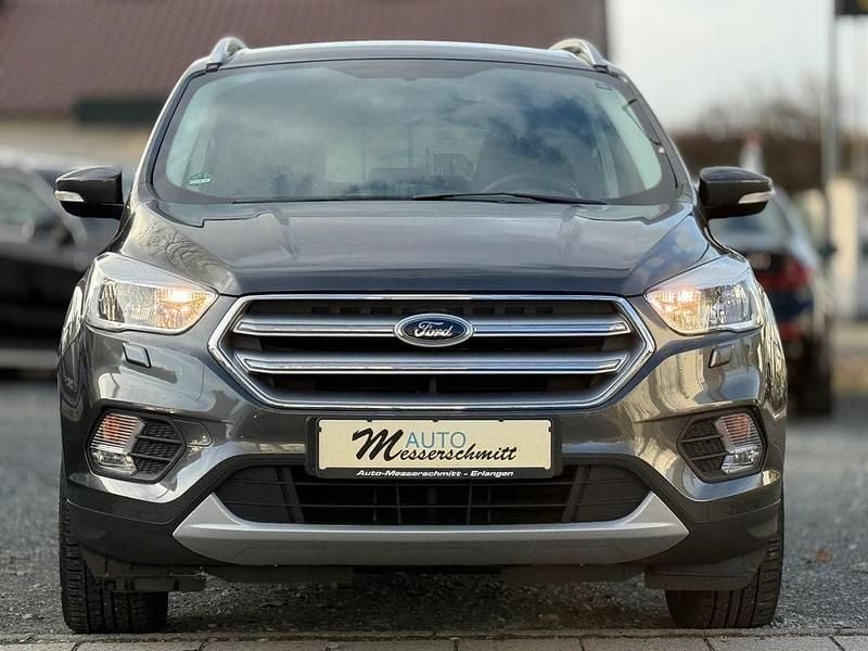 Gebraucht Ford Kuga Trend 150 PS (110 kW) 2018 Magnetic SUV