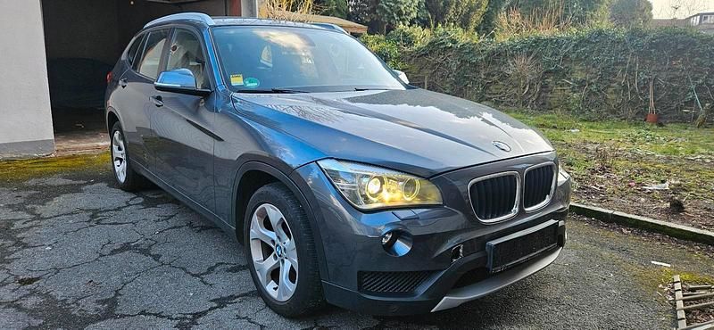 Gebraucht BMW X1 143 PS (105 kW) 2013 Grau SUV