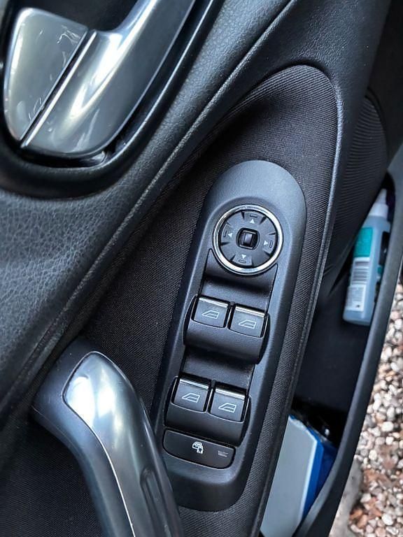 Gebraucht Ford S-MAX Titanium 163 PS (119 kW) 2012 Schwarz Van / Kleinbus