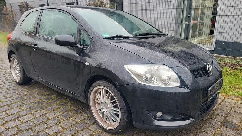Schwarz Gebraucht 2008 Toyota Auris Sol Limousine | 2.200 € (Superpreis) - Bild 1/4