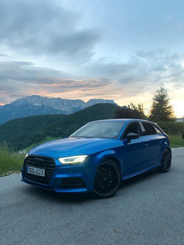 Blau Gebraucht 2020 Audi S3 Sport Limousine | 29.000 € (Superpreis) - Bild 1/4