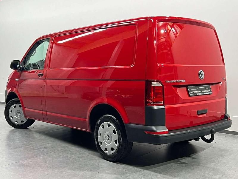 Gebraucht VW Transporter 150 PS (110 kW) 2018 Kirschrot Van