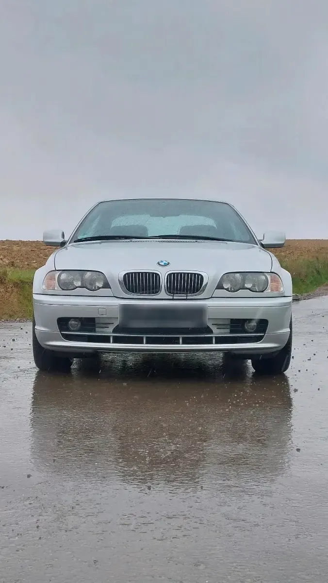 Gebraucht BMW 320 Cabriolet 170 PS (125 kW) 2003 Silber Cabrio