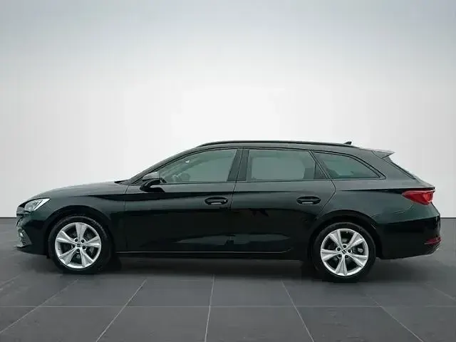 Gebraucht Seat Leon 4Drive 150 PS (110 kW) 2022 Schwarz Limousine