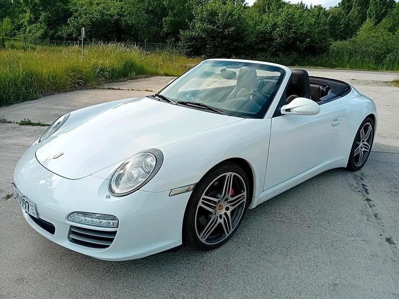 Weiß Gebraucht 2009 Porsche 911 Carrera 4S Cabriolet Cabrio | 78.000 € - Bild 1/4