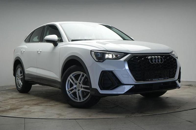 Arkona white Gebraucht 2024 Audi Q3 Sportback Performance SUV | 36.490 € (Guter Preis) - Bild 1/4