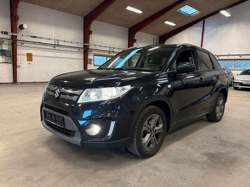 Gebraucht Suzuki Vitara 120 PS (88 kW) 2016 Schwarz SUV