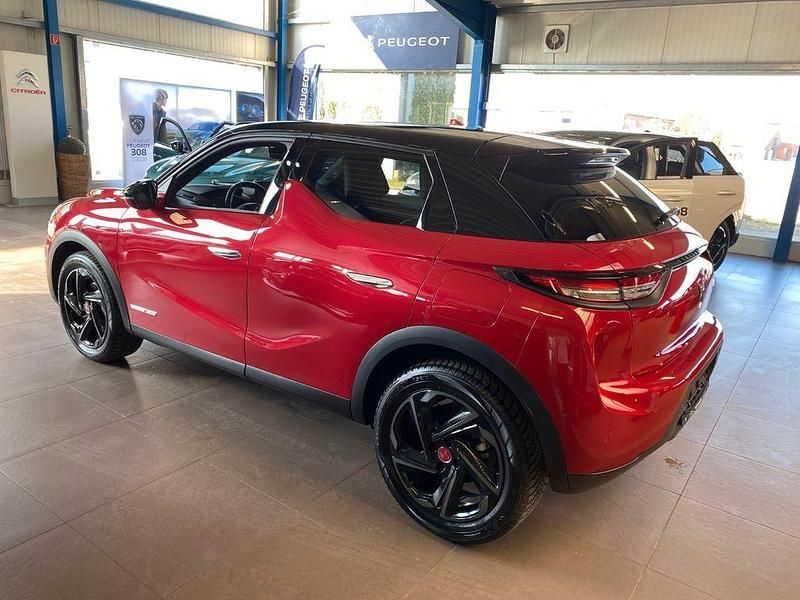 Rot Gebraucht 2022 DS Automobiles DS3 Crossback SUV | 22.450 € (Fairer Preis) - Bild 1/4